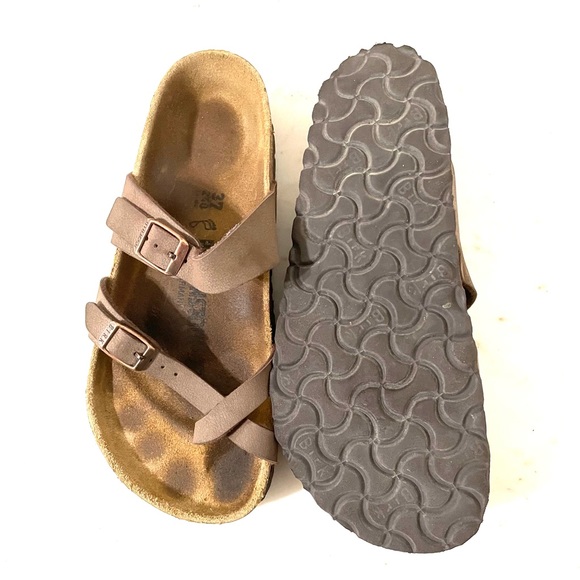 Women’s Size 7 dark brown, think strap Birkenstocks, great condition! - Picture 4 of 4